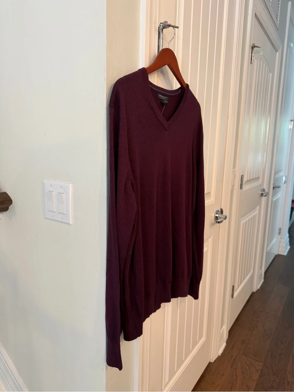 Banana Republic Men’s XL Luxury Blend Silk Cashmere V-Neck Sweater NWT